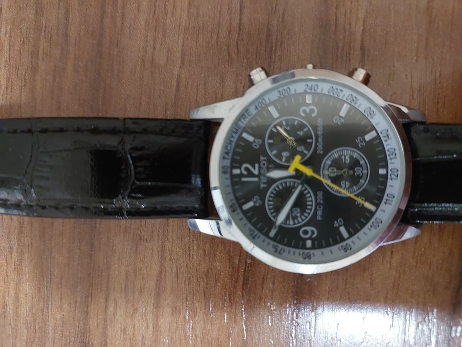 Наручные часы  Тиссот