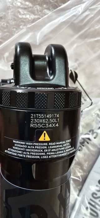 НОВ Заден амортесьор/Шок RockShox Super Deluxe Select+ 230x57.5/62.5