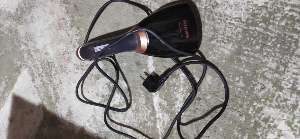 Уред за гладене с пара Philips