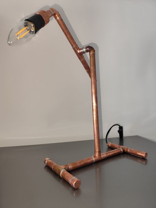 Lampă Handmade de Masă - Eleganță Industrială