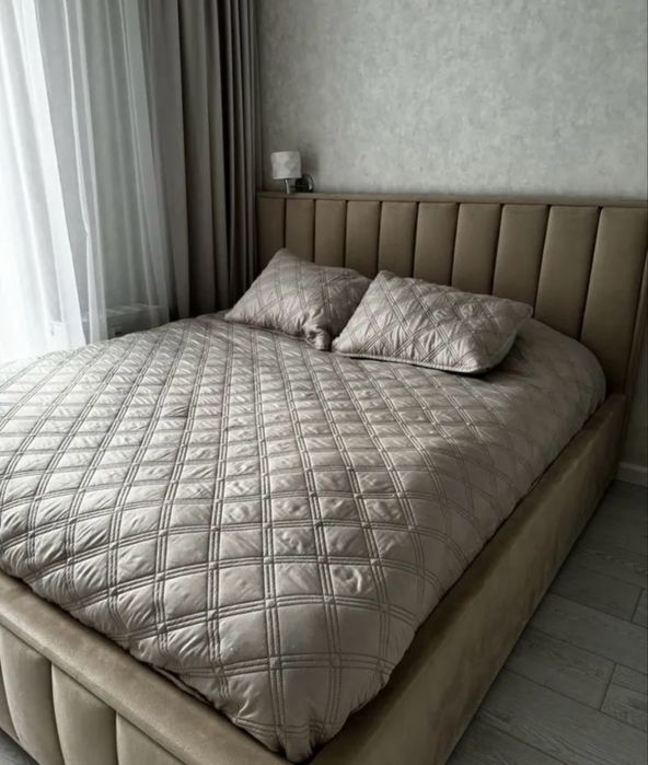 Кровать двуспальная