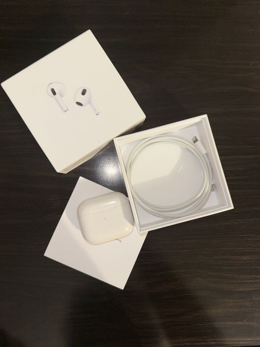 Airpods 3 поколения