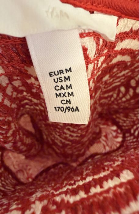 H&M рокля червено и бяло