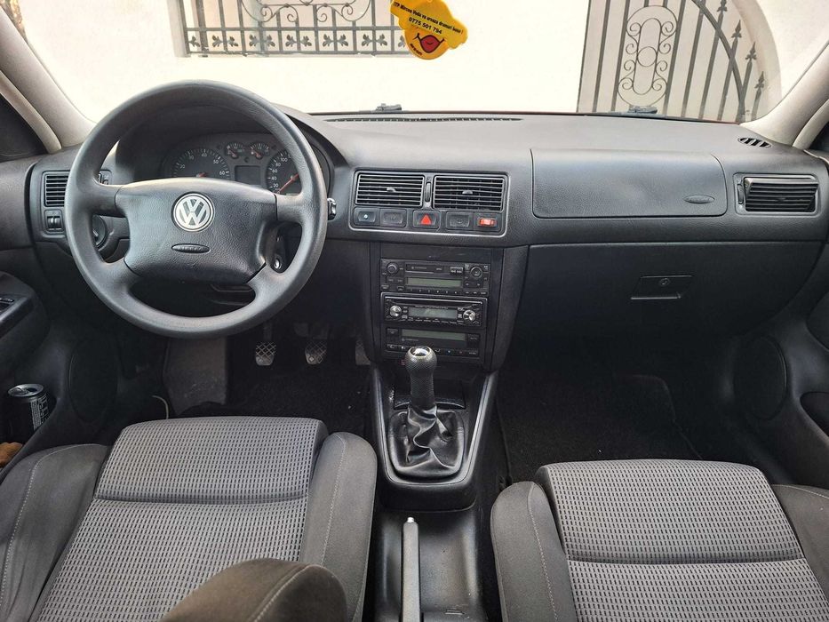 Vand Vw Golf 4 -2003/ 190.000 Km - 1.6 Benzina MPI- Euro 4 !!