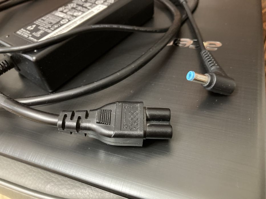 Продам Ноутбук Acer Aspire E15 E5-575G