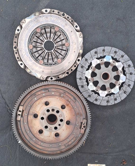 Комплект съединител за BMW E 90 320 2.0I 150к.с