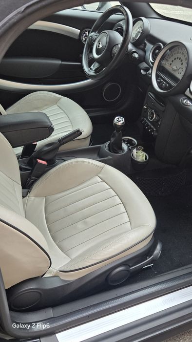 Vând Mini Cooper Roadster  Cabriolet