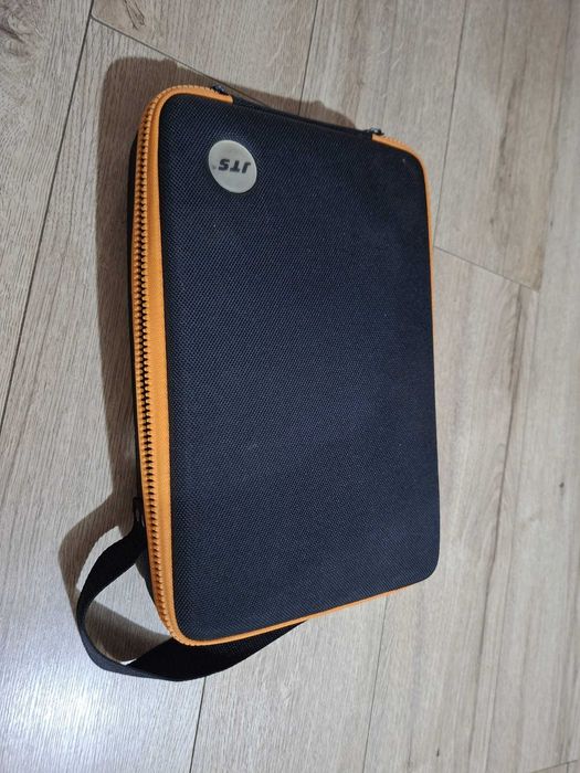 Vând sistem wireless JTS pentru instrument
