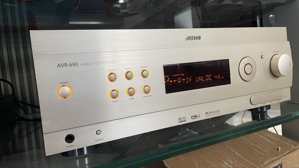 Мощный Аудио ресивер JAMO AVR-690