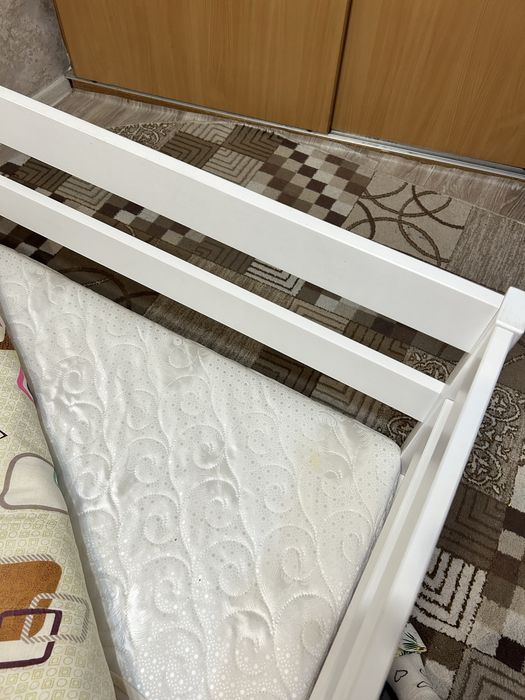 Продам детскую кровать