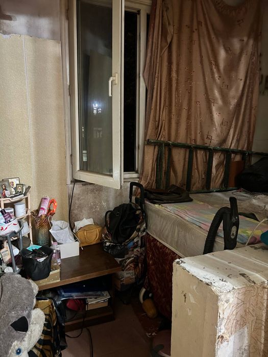 Продаю Чиланзар 19 2х комнатную на 3 этаже не торец