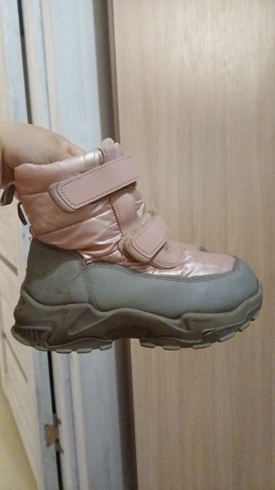 Продам детскую обувь всё вместе за 5 тыс.