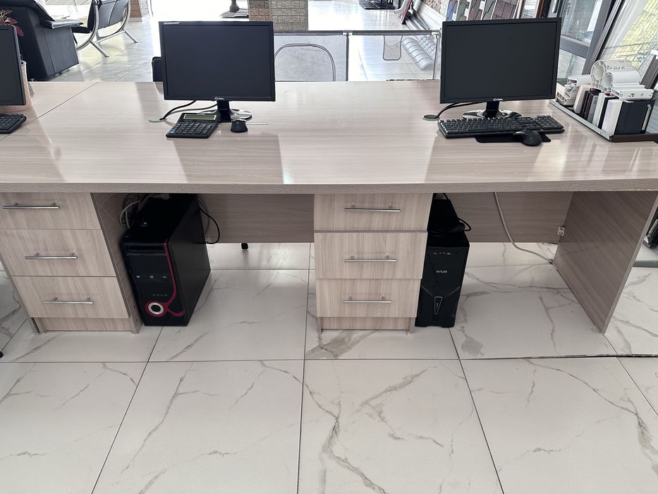 Стол  офисный. 2 шт бар