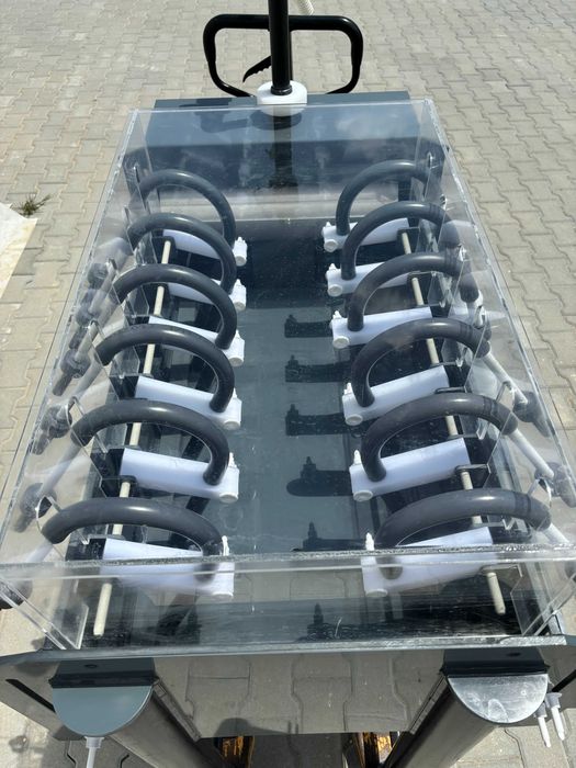 Mашина за пълнене на различни течности с различни бутилки/опаковки