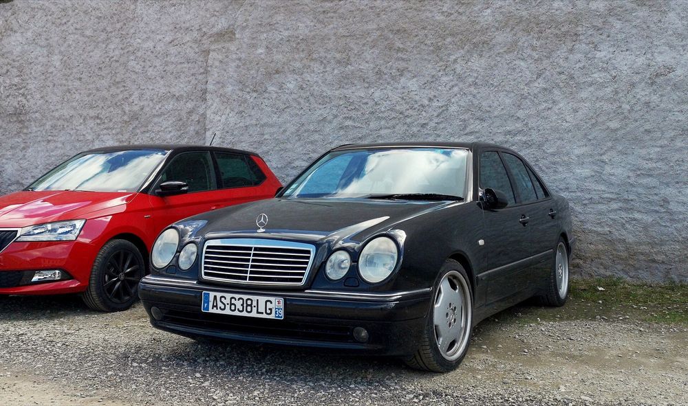 Mercedes E-Class (W210) 1995 - 2003 PIESE AUTO