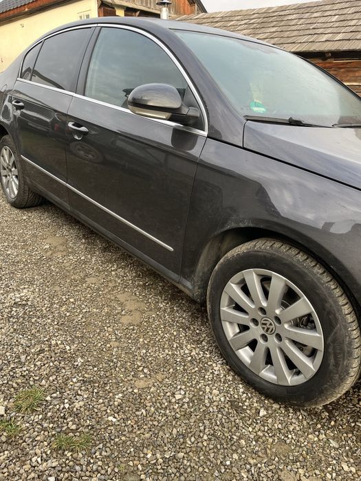 Dezmembrez vw passat B6