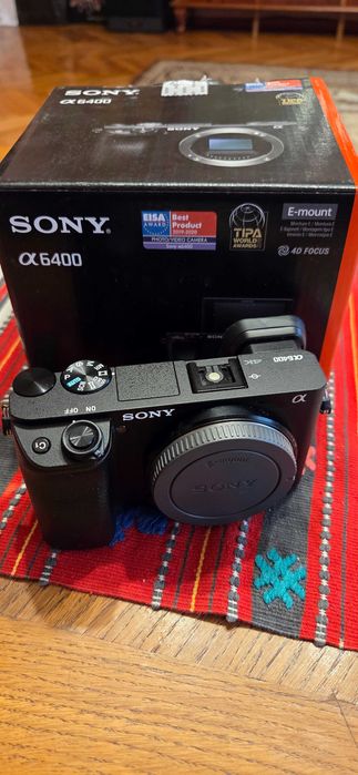 Sony A6400 cu 1885 cadre Body