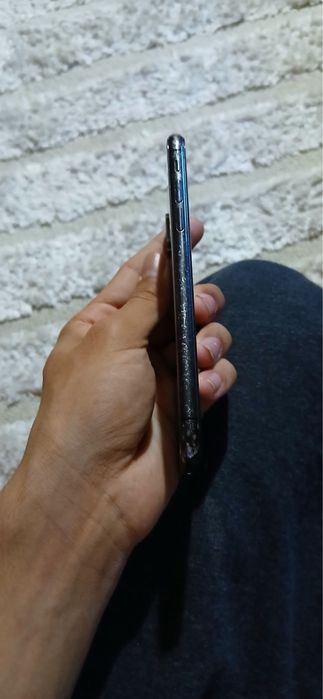 Iphone x 64 gb sotiladi