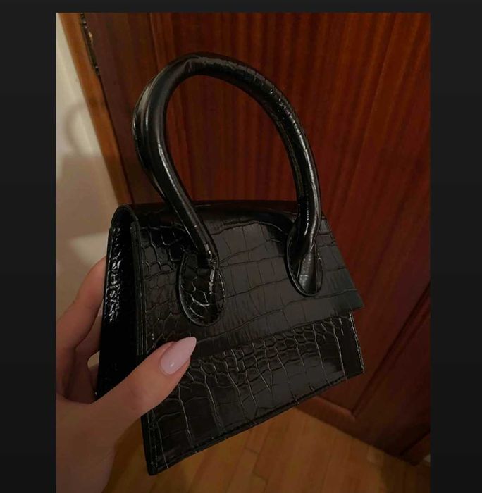 Малка дамска чанта