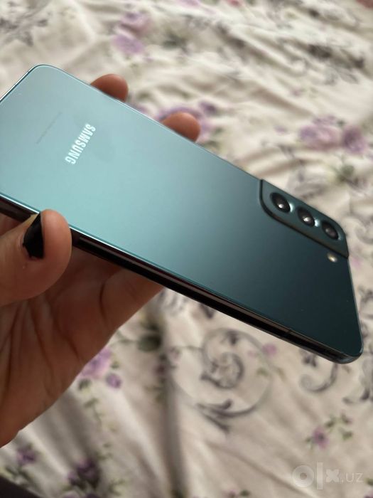 Samsung galaxy S22 plus izumrud sotiladi!