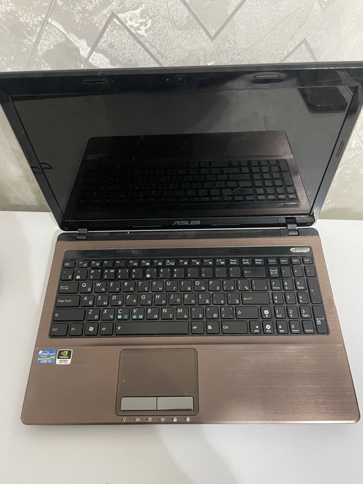 Продам Срочно Ноутбук ASUS SSD