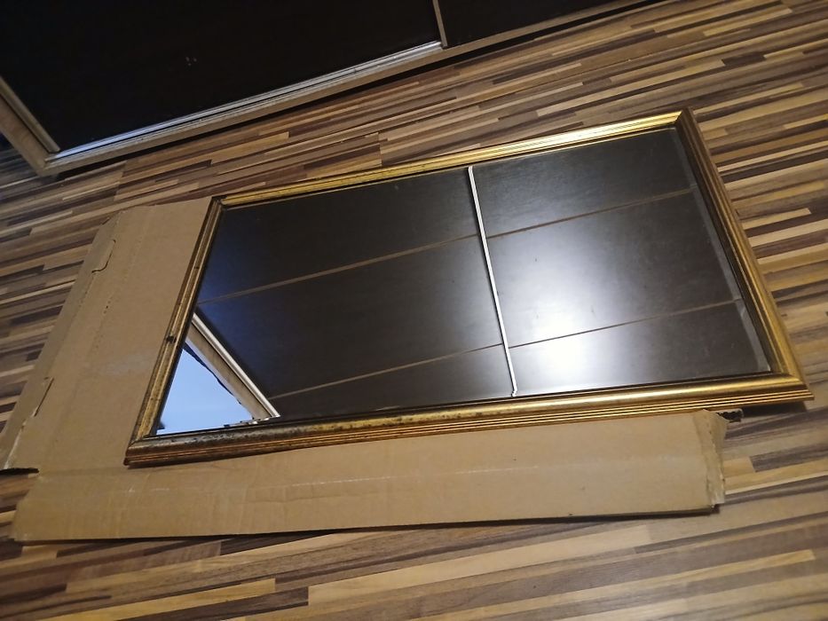 Oglinda proste venti 80/60cm . Avuta în restaurant antic