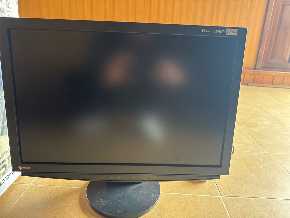 Calculator monitor+unitate