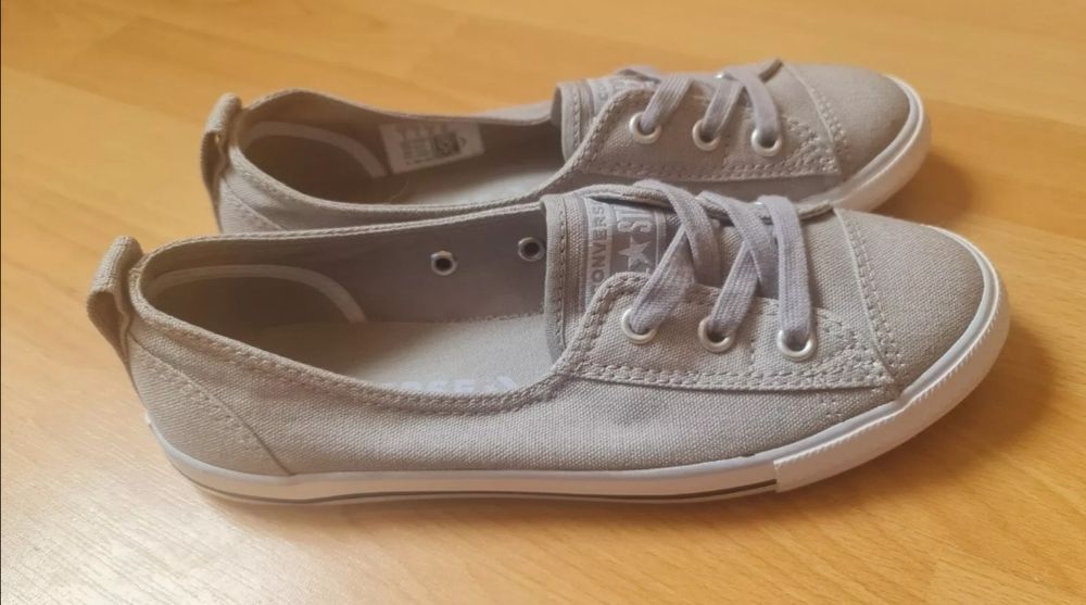 Vand adidași converse dama