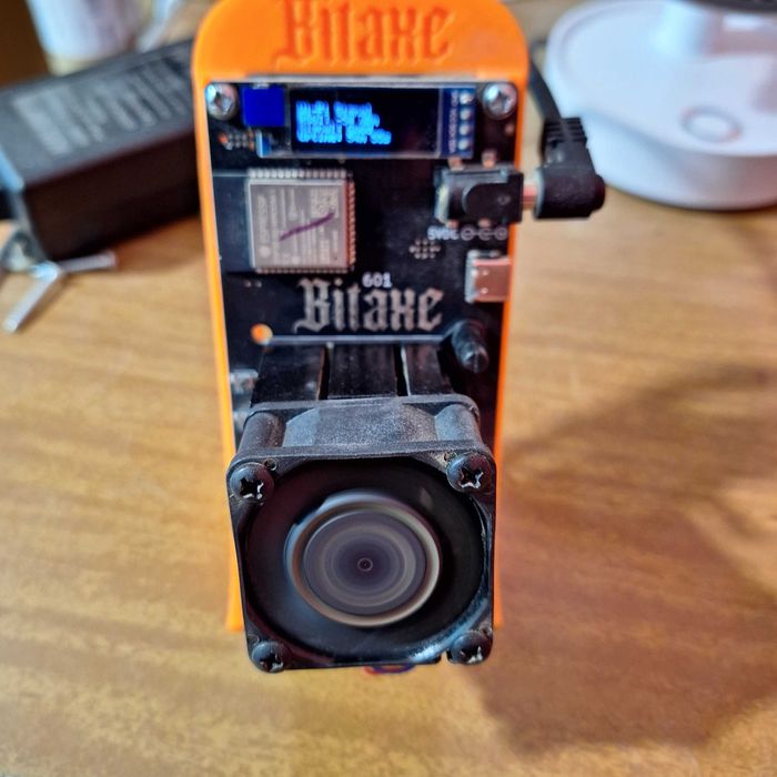 Bitaxe Gamma 601--BTC Miner 1.2TH/S WI-FI