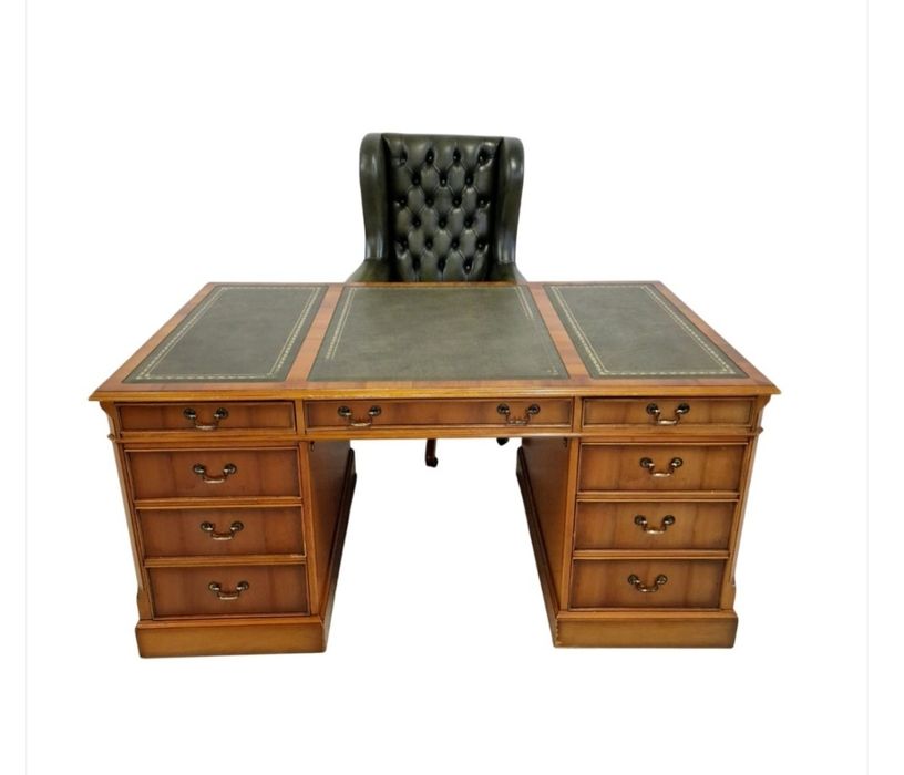 Антично бюро Chesterfield Честърфийлд