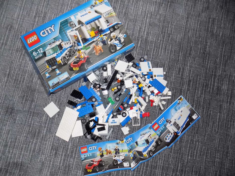 LEGO® City Police - Centru de comanda mobil (60139)