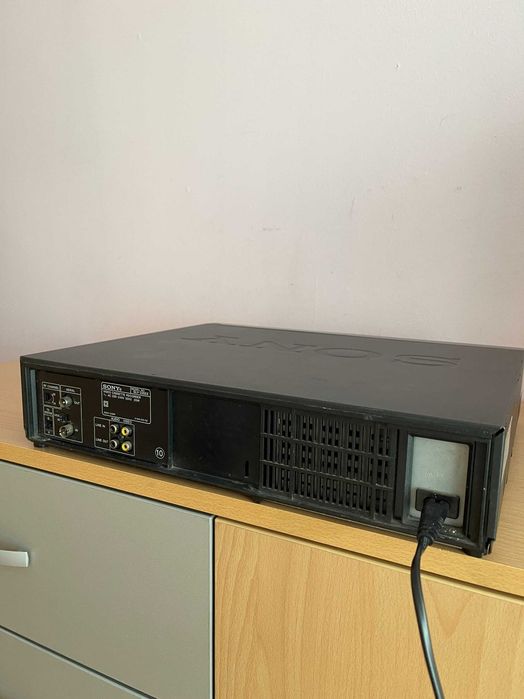 Видеорекордер Sony SLV-226EE