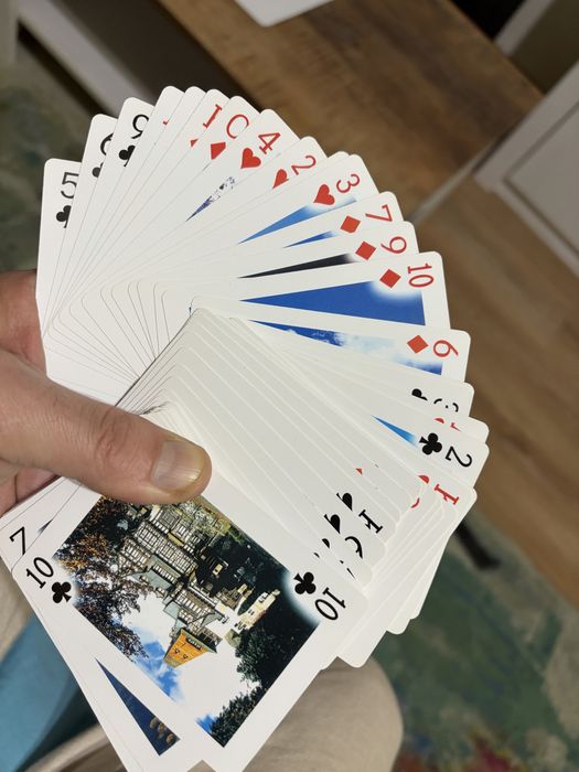 Vand carti de joc cu peisajele Romaniei