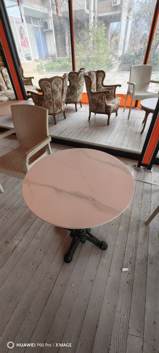 Маса за кафе , ф50 , с чугунена конструкция и хим.мрамор за плот