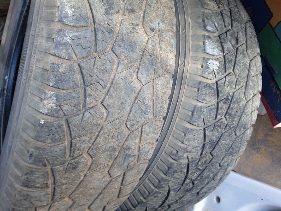 Шины 4 штуки 265 70 R 17