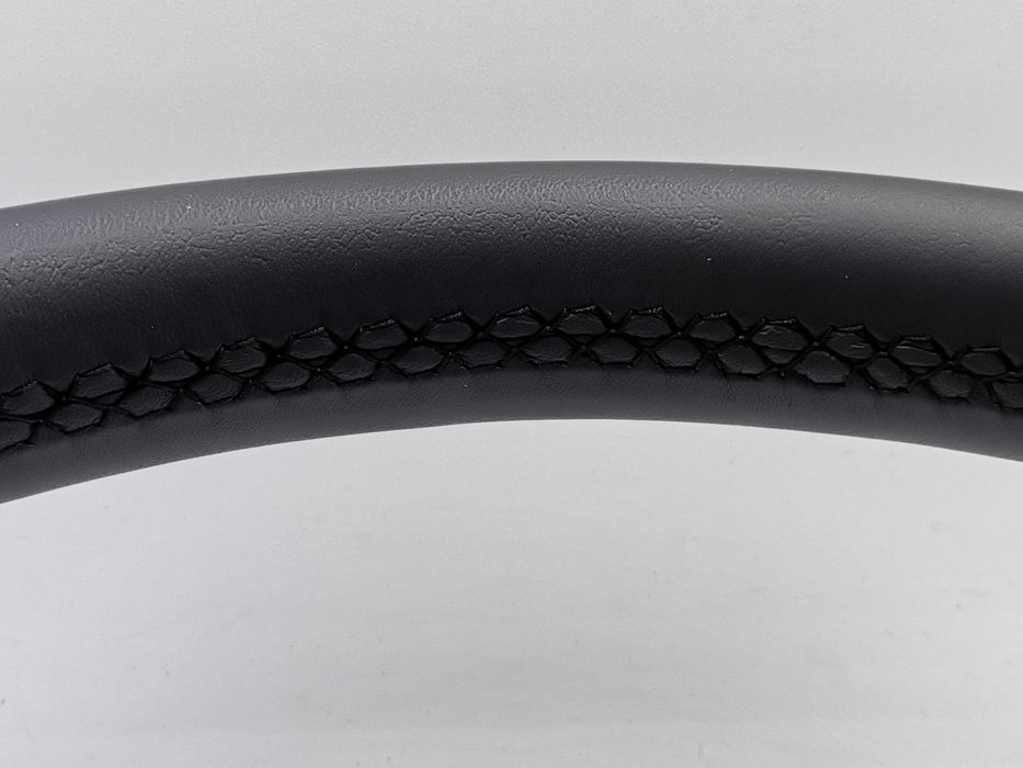 Нов волан оригинален BMW 2 U06 X1 U11 X2 U10 Sport кожа