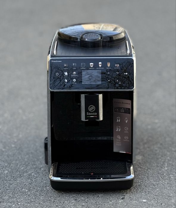 Професионална кафе машина Saeco GranAroma SM6580/10