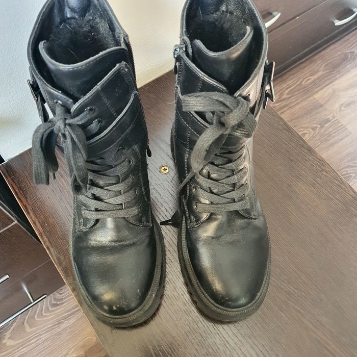 Ботинки для девочки 36 р осень/зима