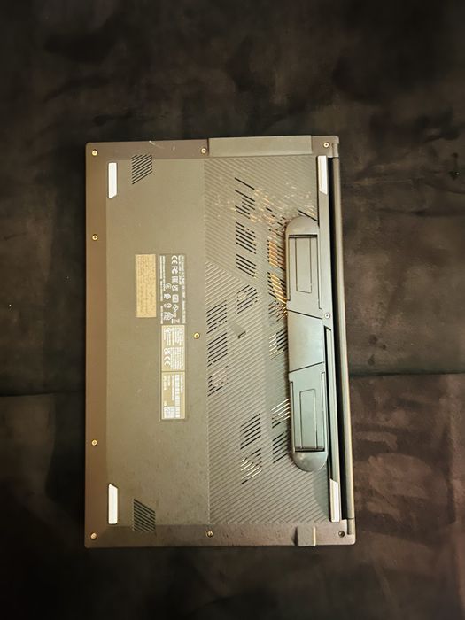 Laptop ASUS vivobook 15 (doar la schimb )