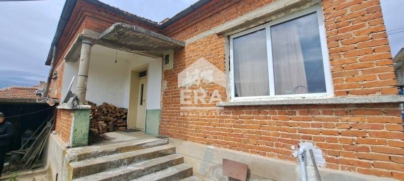 Къща в село Подвис на атрактивна цена