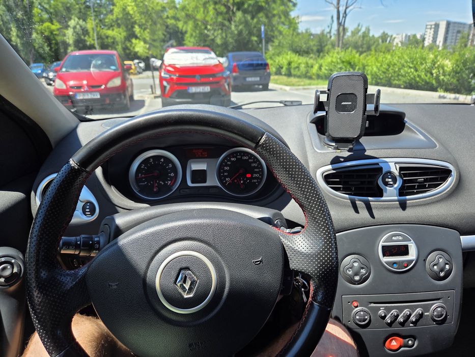 Renault Clio 3 - 1.4 98hp - 101k km - 2008