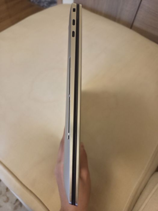 Dell XPS 15 9520 OLED Touch / i7 / 64GB RAM / 1TB / RTX 3050 Ti