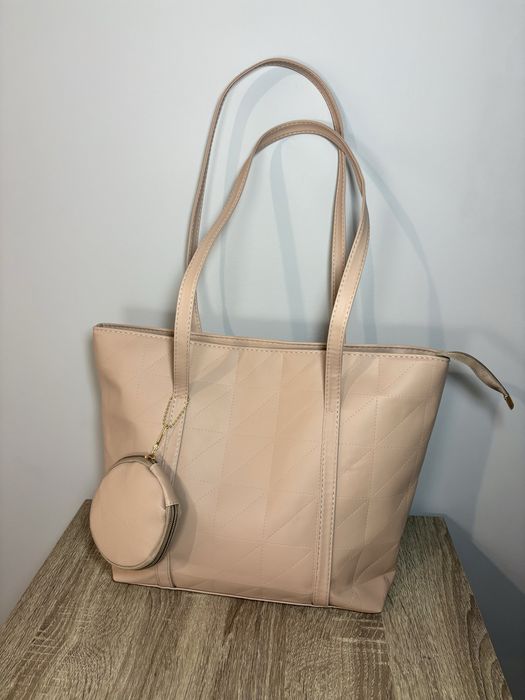 Стилни дамски чанти