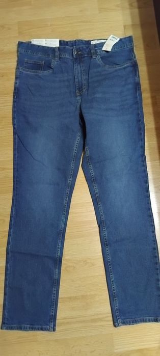 Blugi bărbați marime XL/52cu eticheta