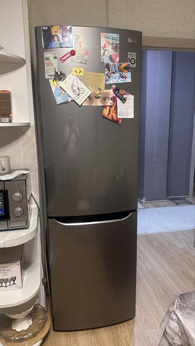 Продам холодильник