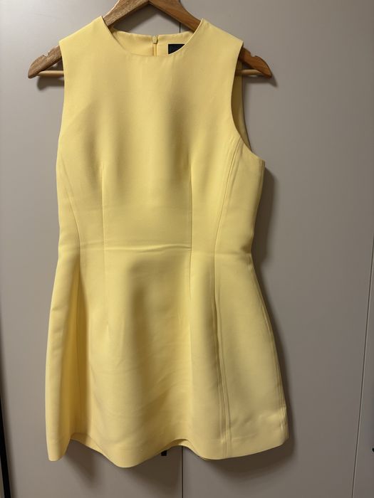 Къса рокля ZARA.