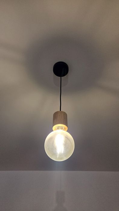 Eglo - pendul cilindric din lemn