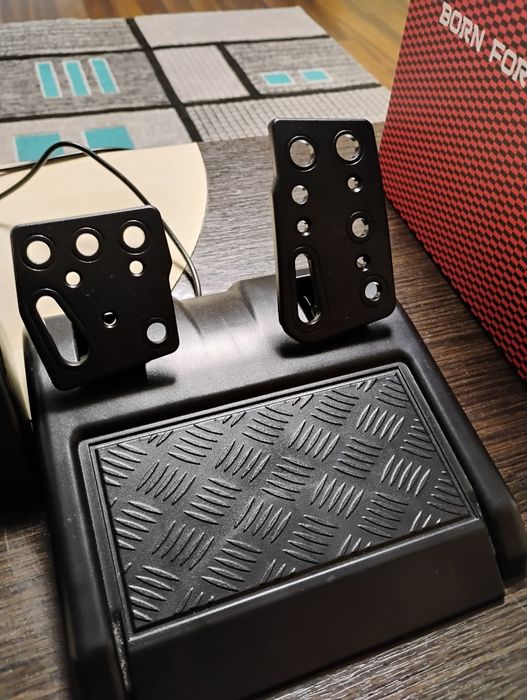 Volan gaming nou.200 lei