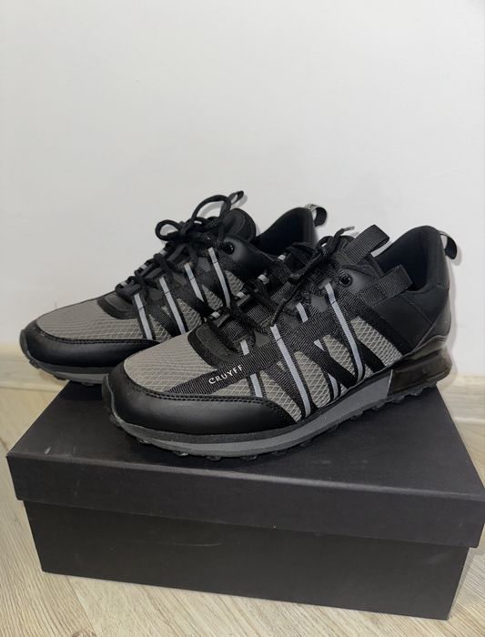 Cruyff черни обувки