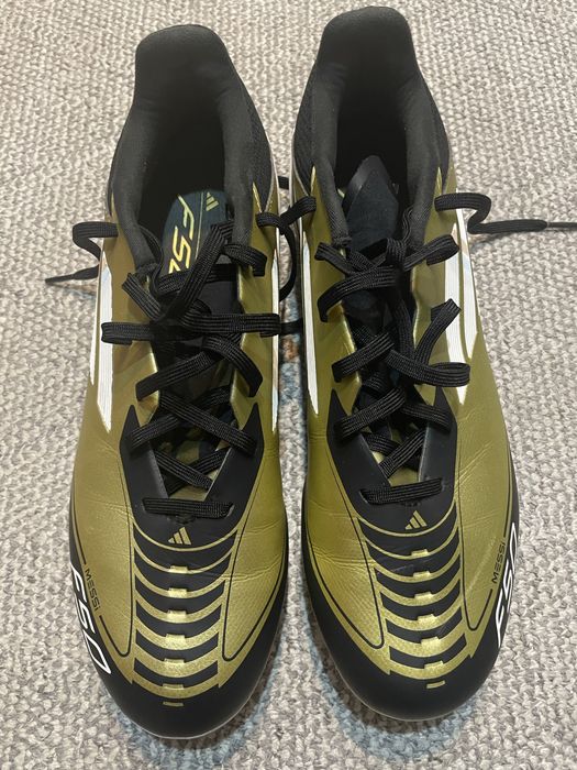 Ghete fotbal  cu crampoane turnate